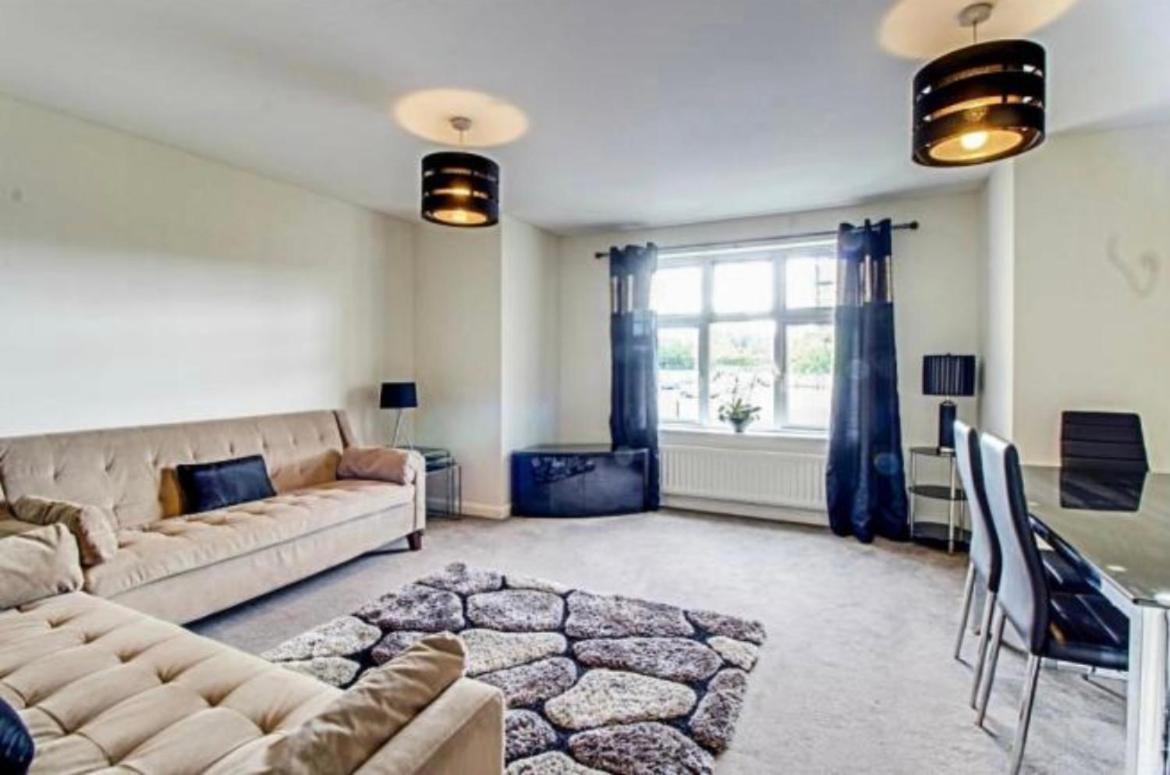Marton-in-Cleveland The Wickets - 2 Bedroom Apartment Overlooking Cricket Club מראה חיצוני תמונה